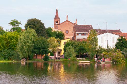 Interno Verde Acqua, 20 e 21 settembre nei giardini affacciati sui laghi